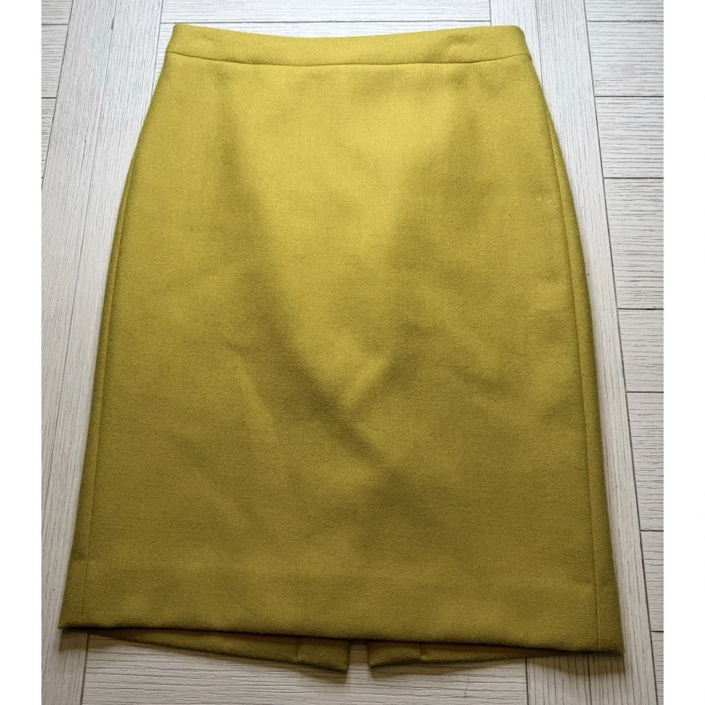 J Crew No 2 Pencil Skirt‎ Mustard Yellow 100% Wool Lined Sz 2. Classic. Workwear